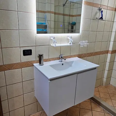Shtepi Plazhi Buze Detit Durres,shkembi I Kavajes Apartment Durres