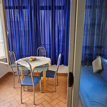 Apartment Shtepi Plazhi Buze Detit Durres,shkembi I Kavajes Durres